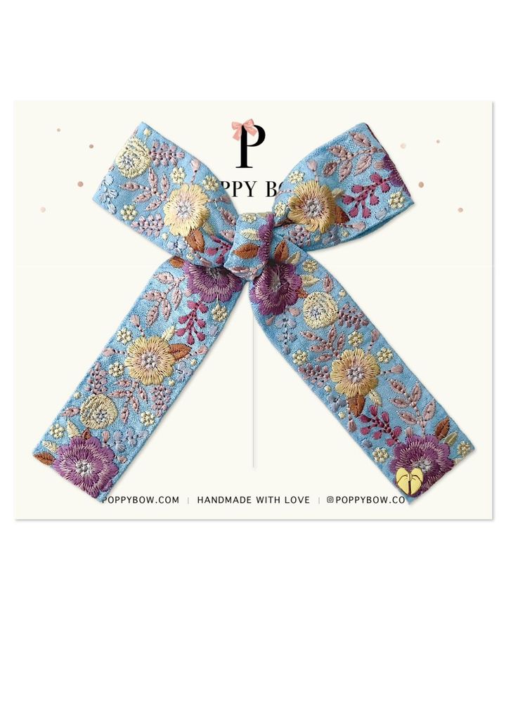 Embroidered bows -4