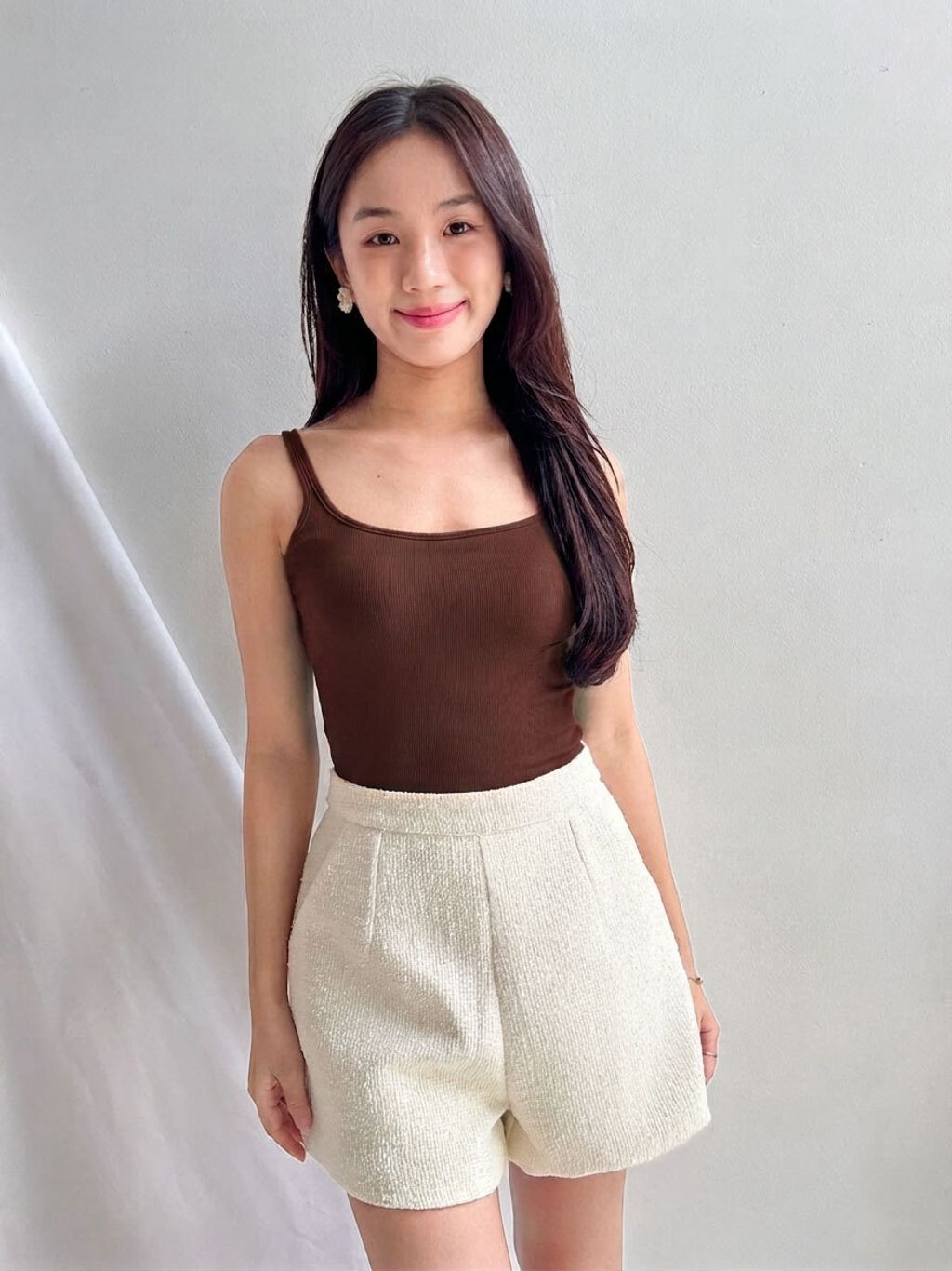 Ella_earth2