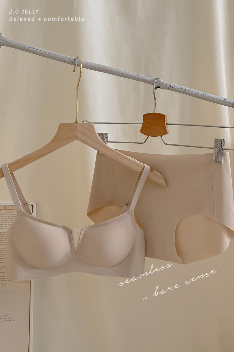 Jelly_Bra04.jpg