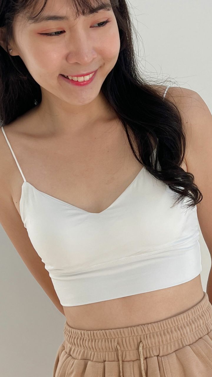 Anica_white03