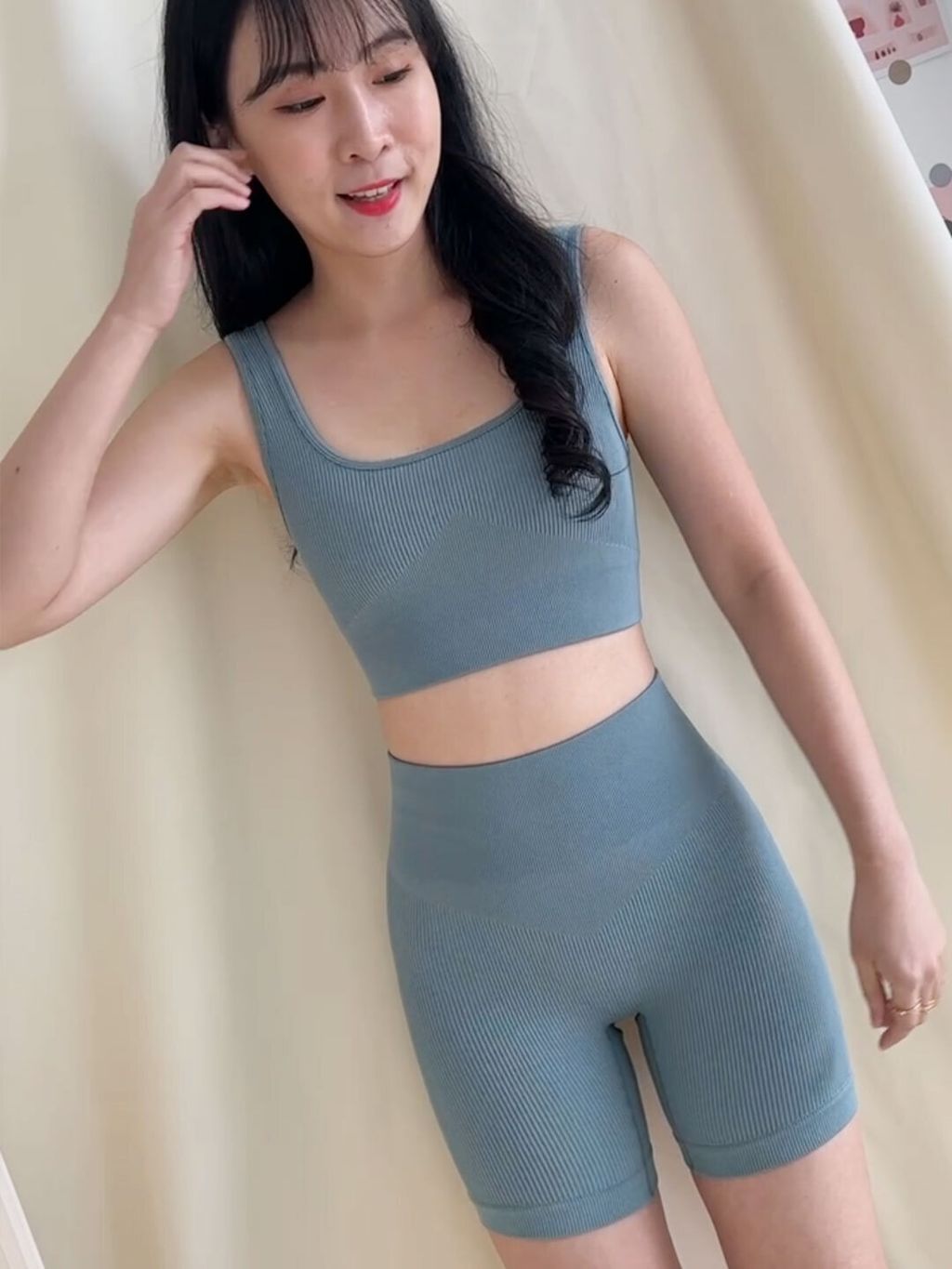 Yoki_yoga4