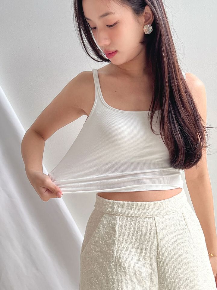 Ella_white6