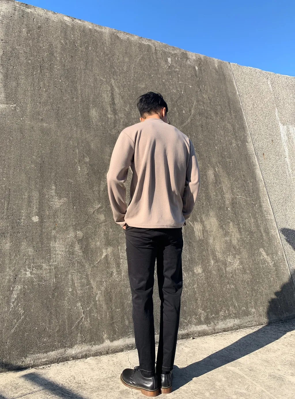 上寬下窄微寬小直筒挺版休閒褲-3色  $1250_201029_7.jpg