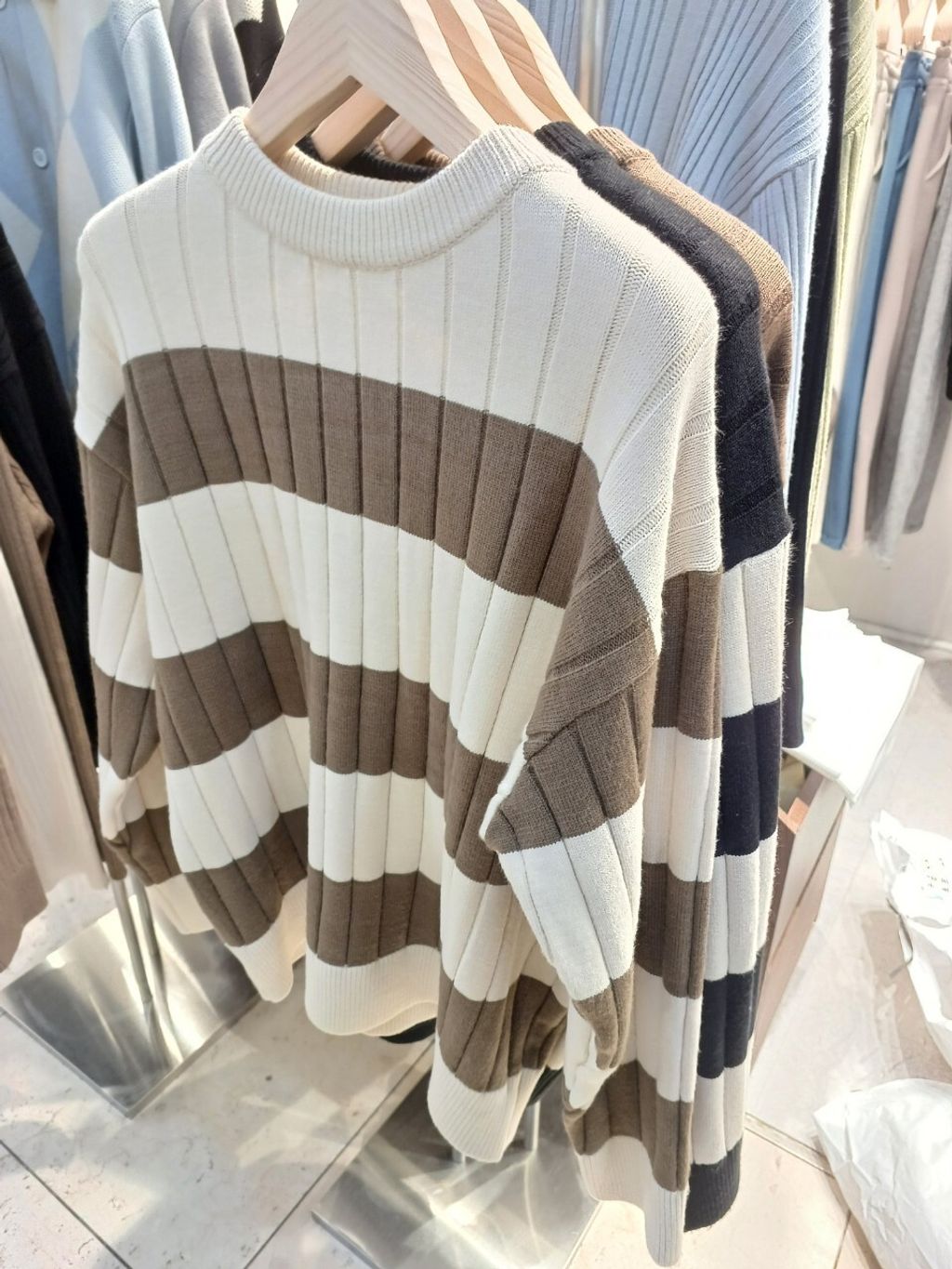LINE_ALBUM_NJ15 午茶男孩親膚中磅針織衛衣 -3色（春天還有）$1350_230113_0