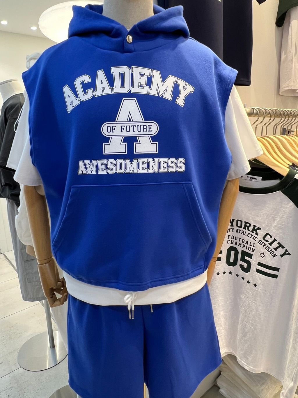 LINE_ALBUM_MU18 高磅厚挺棉質背心套裝 上衣$1150 褲子$1150 整套$2000_230512_0