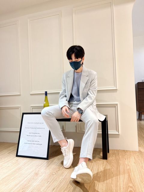 LINE_ALBUM_ins冷淡風水冷灰修身質感西裝_230705_6