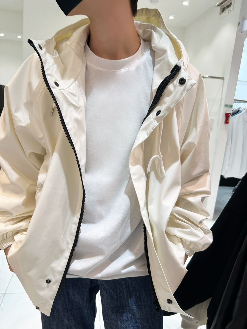LINE_ALBUM_SB03 軟皮縮口連帽外套 $1580_230908_4
