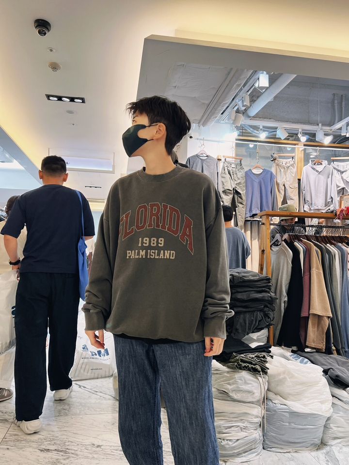 LINE_ALBUM_SA28 仿舊水洗FLORIDA字母無刷毛大學T $1550_230909_4