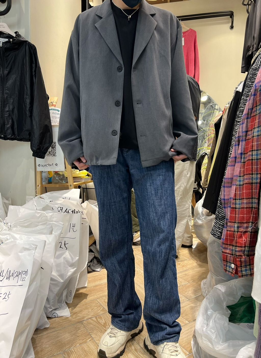 LINE_ALBUM_SA43 薄款下擺抽繩無墊肩日常休閒款西裝外套-2色 $1980_230911_5