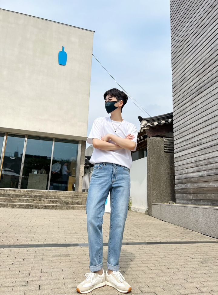 LINE_ALBUM_SA12 後腰圍鬆緊合身不緊身淺藍牛仔褲 $1650_230912_10