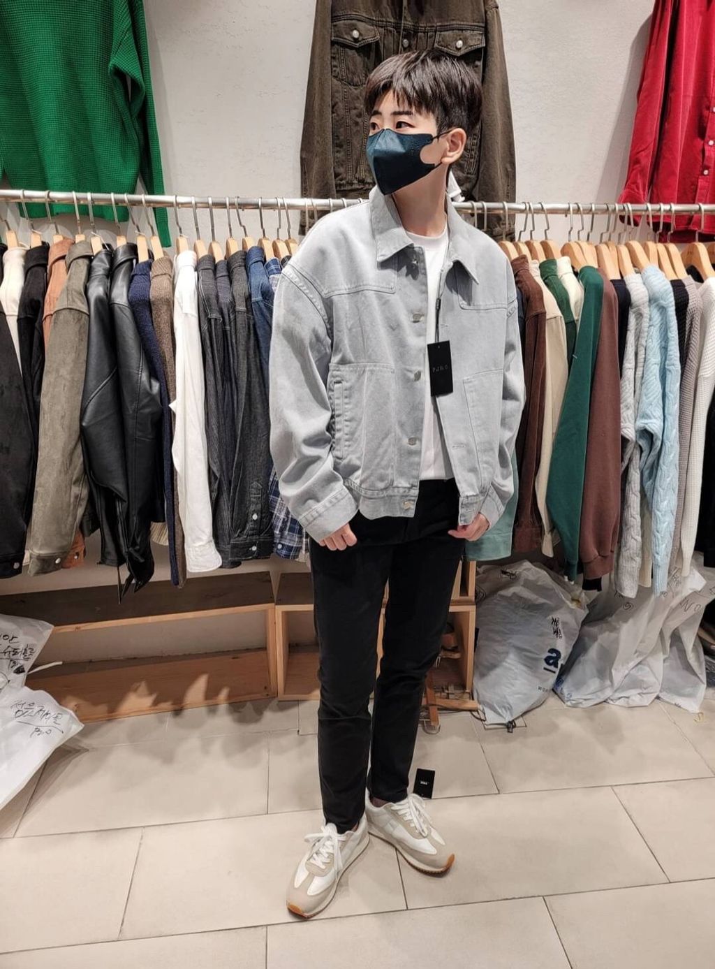 LINE_ALBUM_SN46   水洗色系比例天才短版牛仔夾克 $1850_230912_8