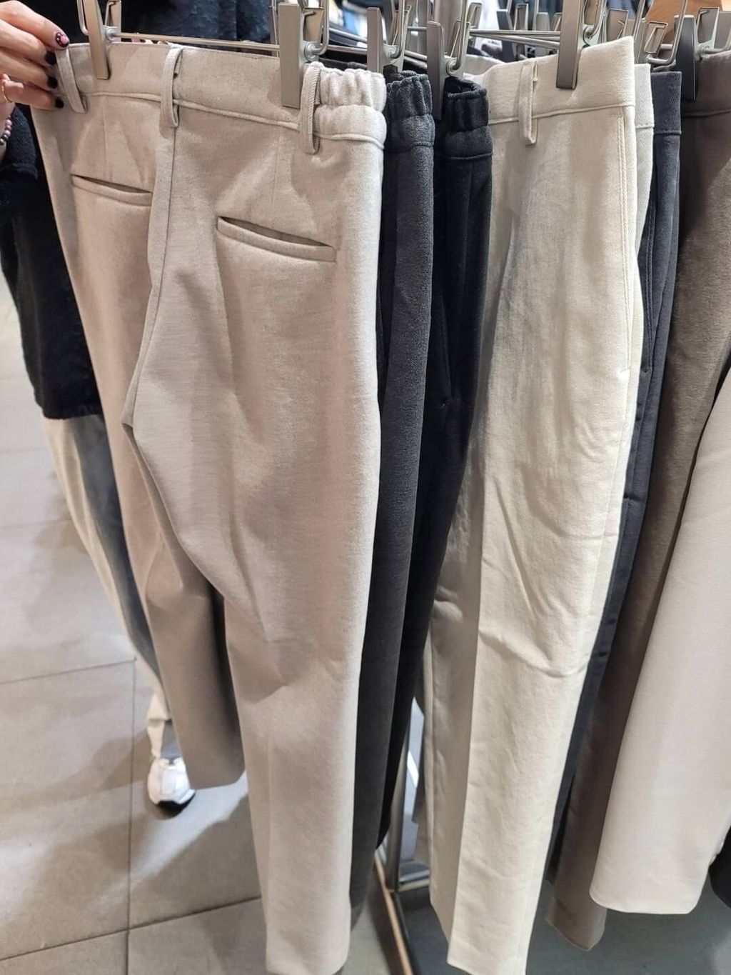 LINE_ALBUM_NB29  冬季厚款保暖修身西褲-3色  $1350_231127_7