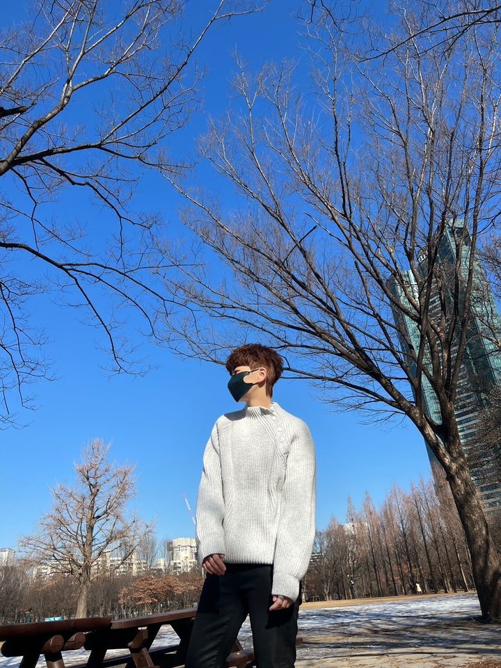 LINE_ALBUM_JM40 人造羊毛落肩斜扣保暖半領毛衣 $1450_240118_33