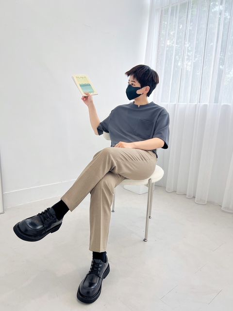 LINE_ALBUM_4MN34  合身版型文青男子休閒短T -4色_240625_9