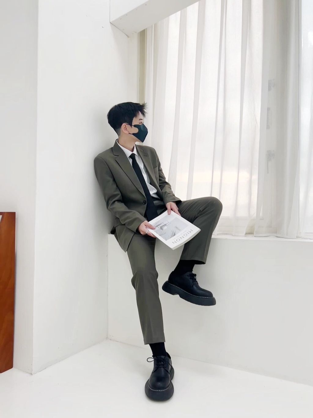 LINE_ALBUM_JNS02焙茶小公子西裝_240711_19