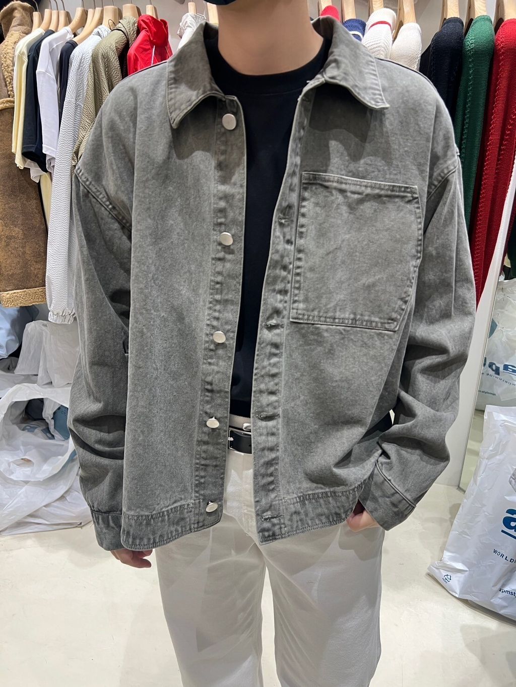 LINE_ALBUM_4OA29 仿舊水洗牛仔薄外套-3色 $1950_241019_6