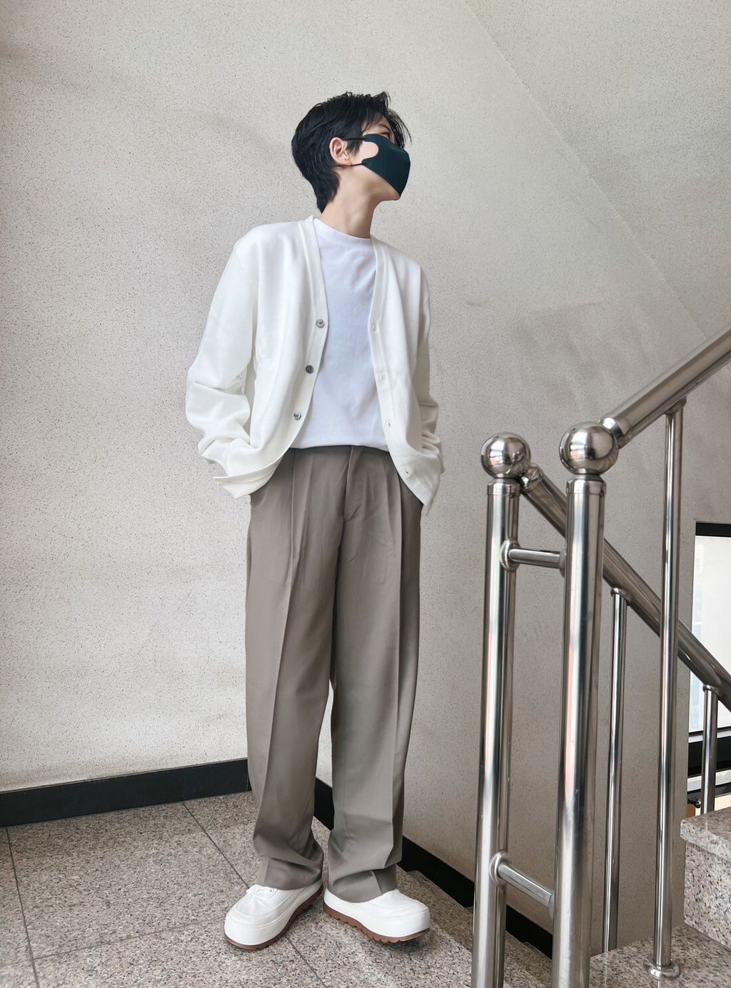 LINE_ALBUM_4OB11  法國原絲超親膚厚實軟料細針織罩衫 $1350_241108_11
