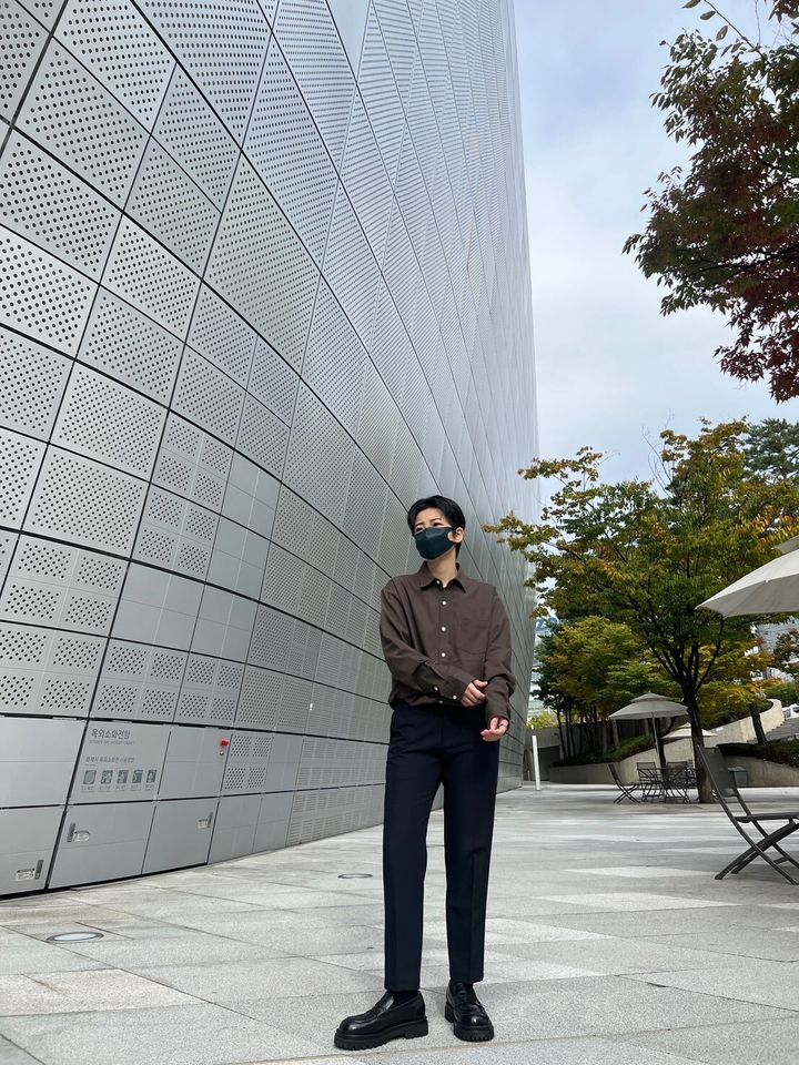 LINE_ALBUM_4ON54  中磅質感秋季襯衫  $1250_241108_1