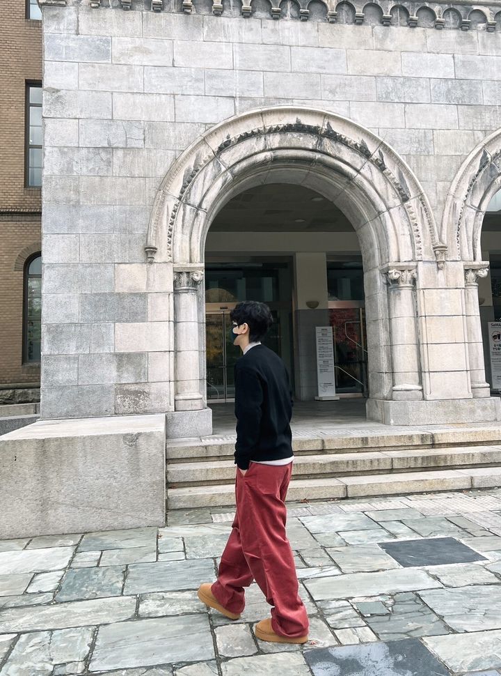 LINE_ALBUM_4DA25  立體剪裁燈芯絨雙折休閒寬褲-5色 $1550_241213_2