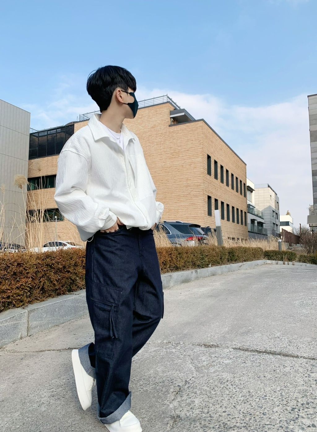 LINE_ALBUM_5MN03  立體波紋 垂墜感  優雅 外搭薄襯衫_250307_27