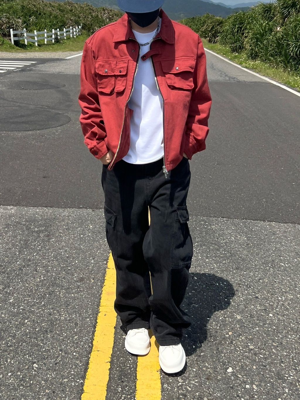LINE_ALBUM_5MN45 好搭日記 俐落微寬牛仔工裝褲-2色 $1650_250312_35