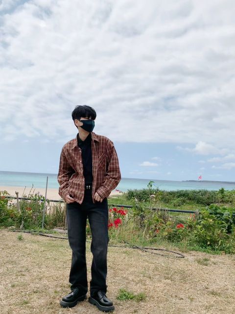 LINE_ALBUM_5MA22 蘇格蘭紋輕薄短版長襯 -3色 $1350_250315_24