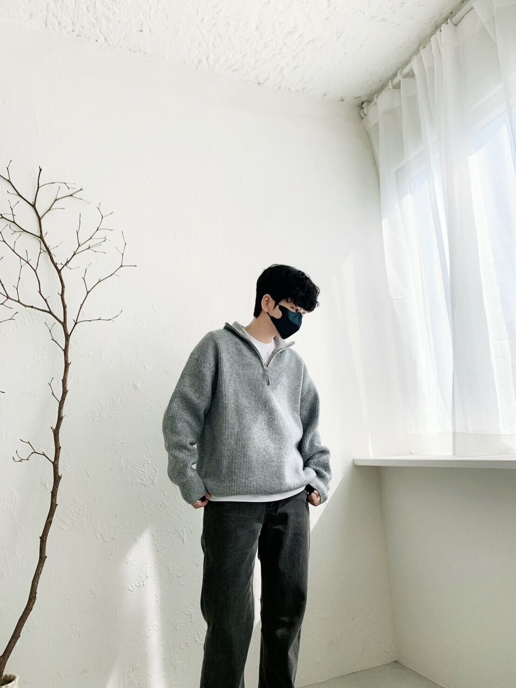 LINE_ALBUM_4DB32 歐爸感砰砰！半開領拉鍊針織上衣 $1550_250212_12