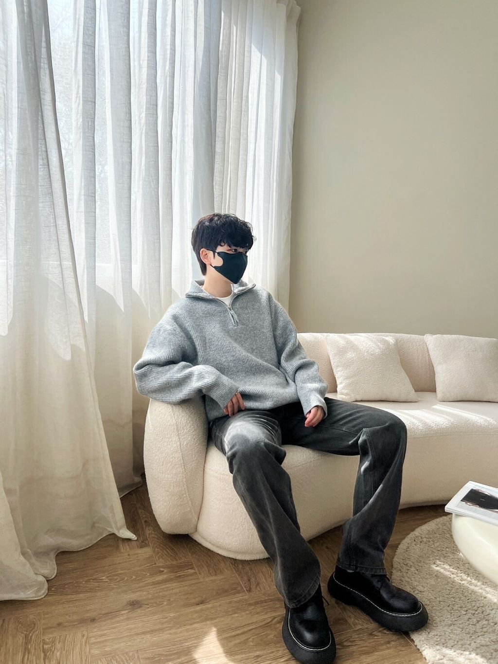 LINE_ALBUM_4DB32 歐爸感砰砰！半開領拉鍊針織上衣 $1550_250213_3