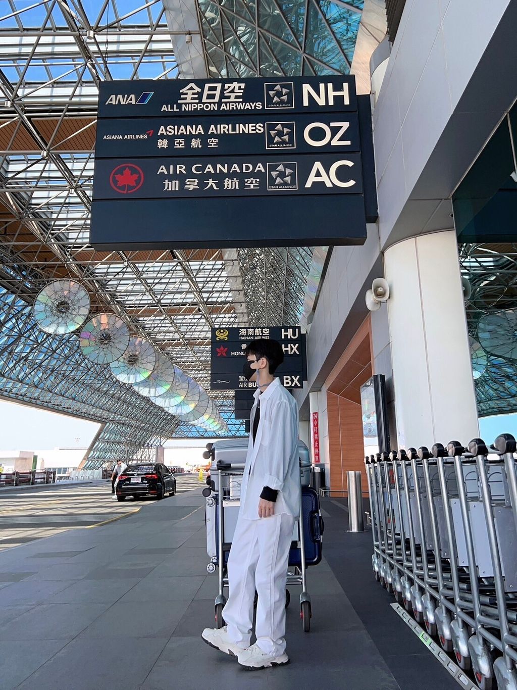 LINE_ALBUM_JB28  歐爸長腿闊腿直筒牛仔褲-2色 24000won $1450_230718_23