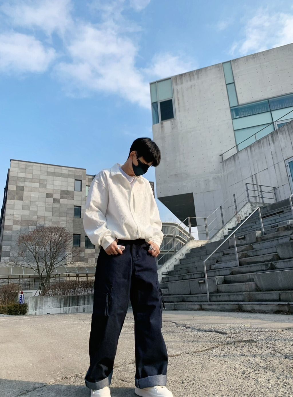 LINE_ALBUM_5MP15 原色 丹寧 牛仔工裝 硬挺 寬褲-2色  $1780_250307_18