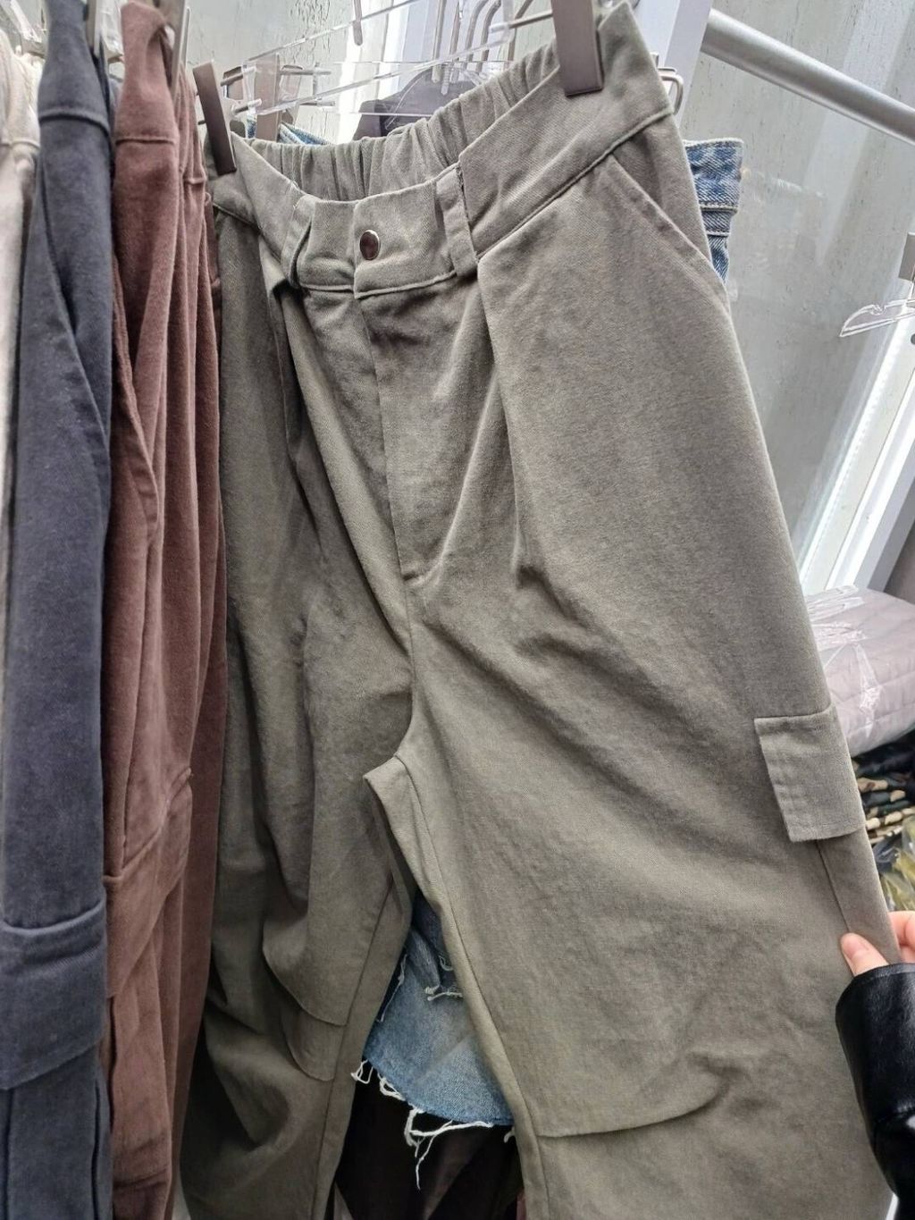 LINE_ALBUM_5MA34 水洗 工裝 鬆緊腰 抽繩立體 寬褲-5色 $1650_250313_1