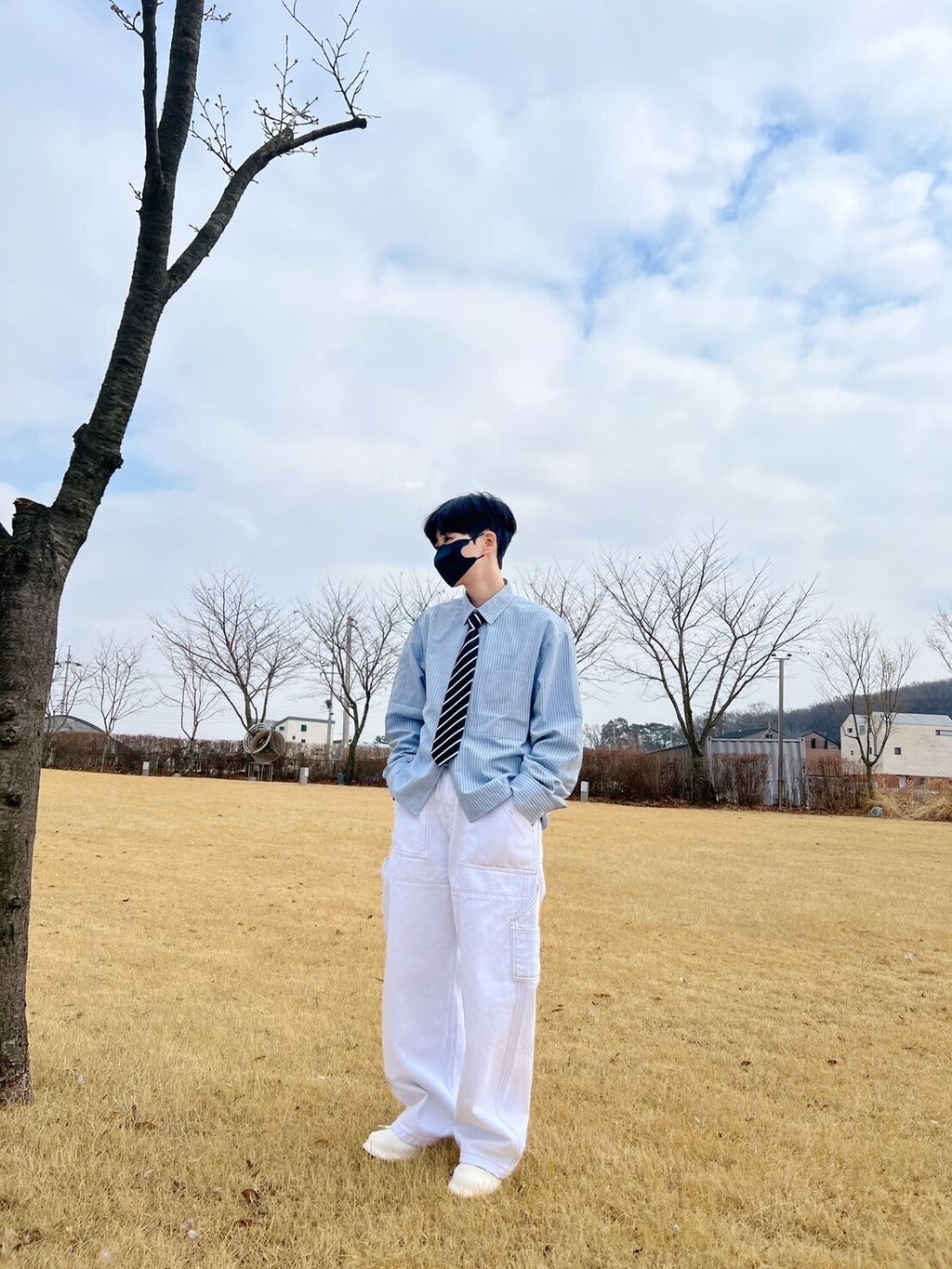 LINE_ALBUM_5MN14 反車線牛仔工裝寬褲 -2色  $1750_250307_1