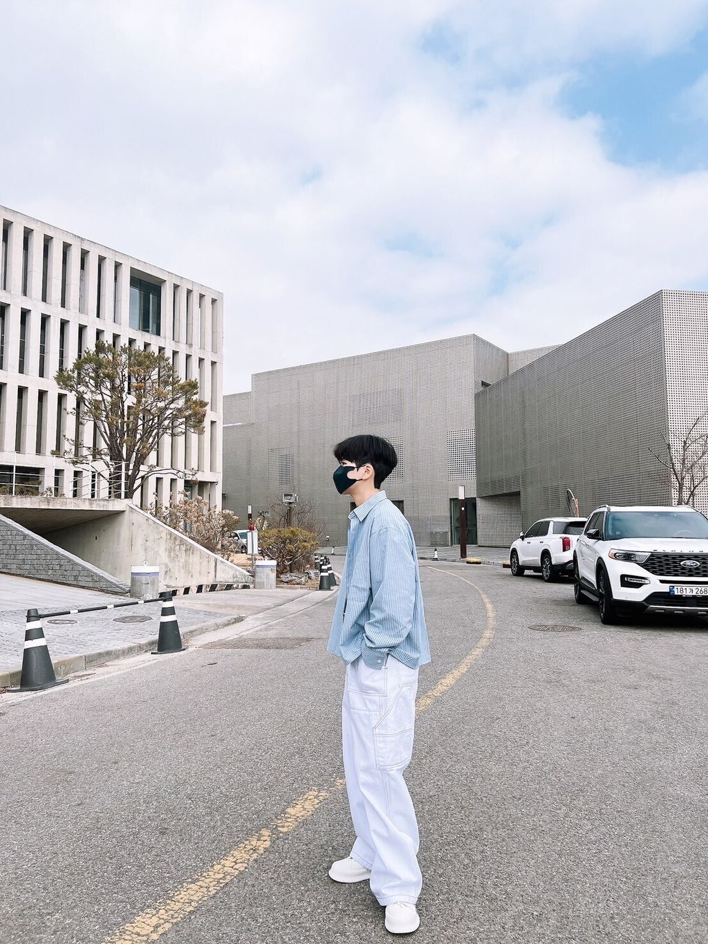 LINE_ALBUM_5MN14 反車線牛仔工裝寬褲 -2色  $1750_250307_8