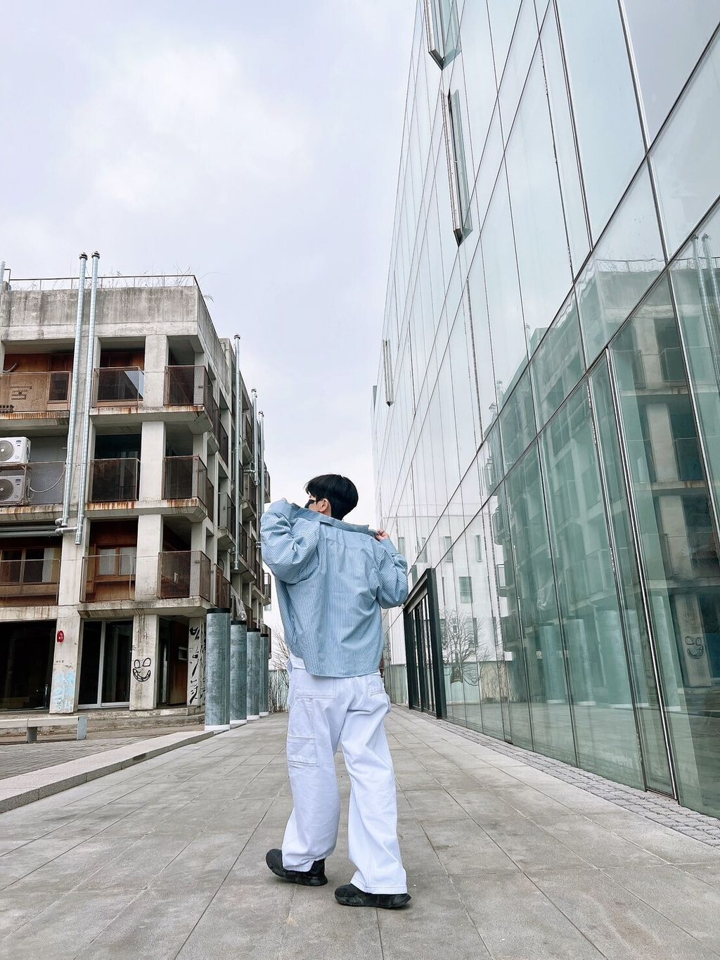 LINE_ALBUM_5MN14 反車線牛仔工裝寬褲 -2色  $1750_250307_18