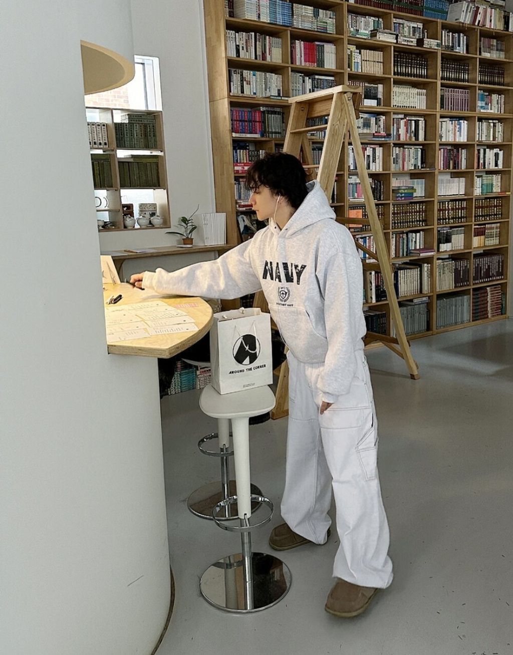 LINE_ALBUM_5MN14 反車線牛仔工裝寬褲 -2色  $1750_250307_31