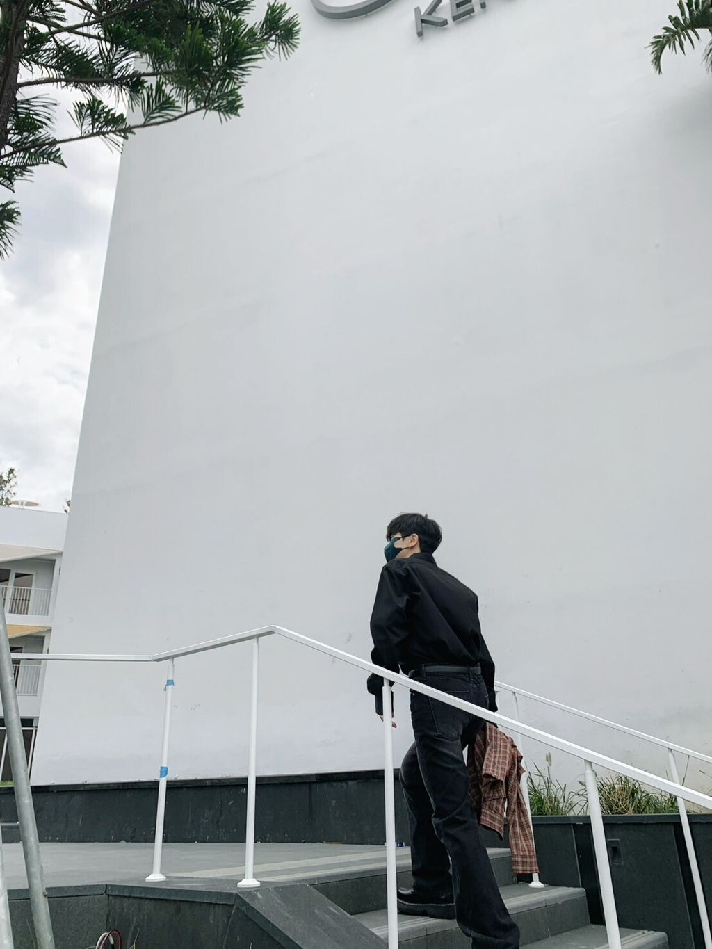 LINE_ALBUM_5MN07  不會皺的日常穿搭，滑面挺版單口袋長襯 -15色 $990_250315_2