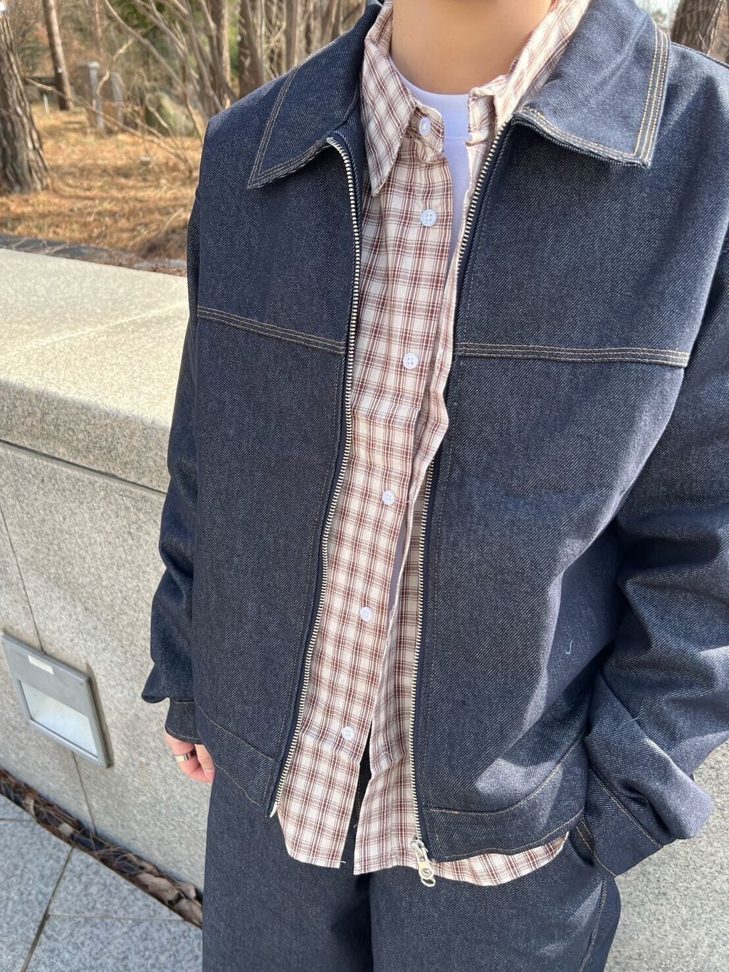 LINE_ALBUM_5MA38 極簡時尚 短版  硬挺 拉鍊丹寧套裝-3色 外套$2350 褲子$1650_250314_25