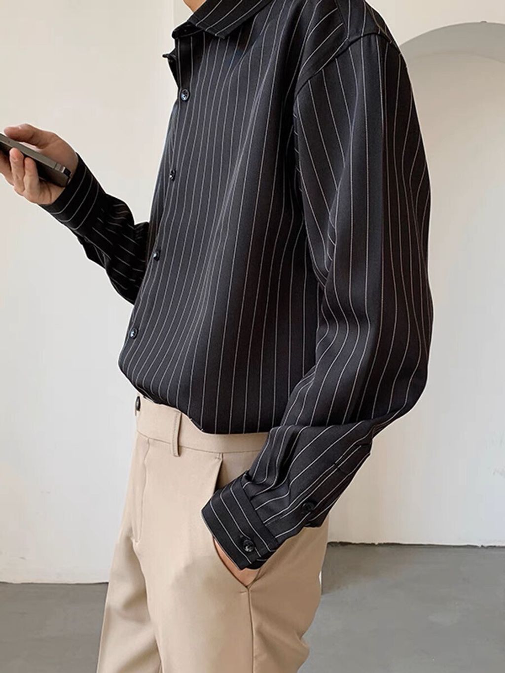 LINE_ALBUM_OC11 免燙不易皺直條合身款襯衫-4色 $990_231125_14