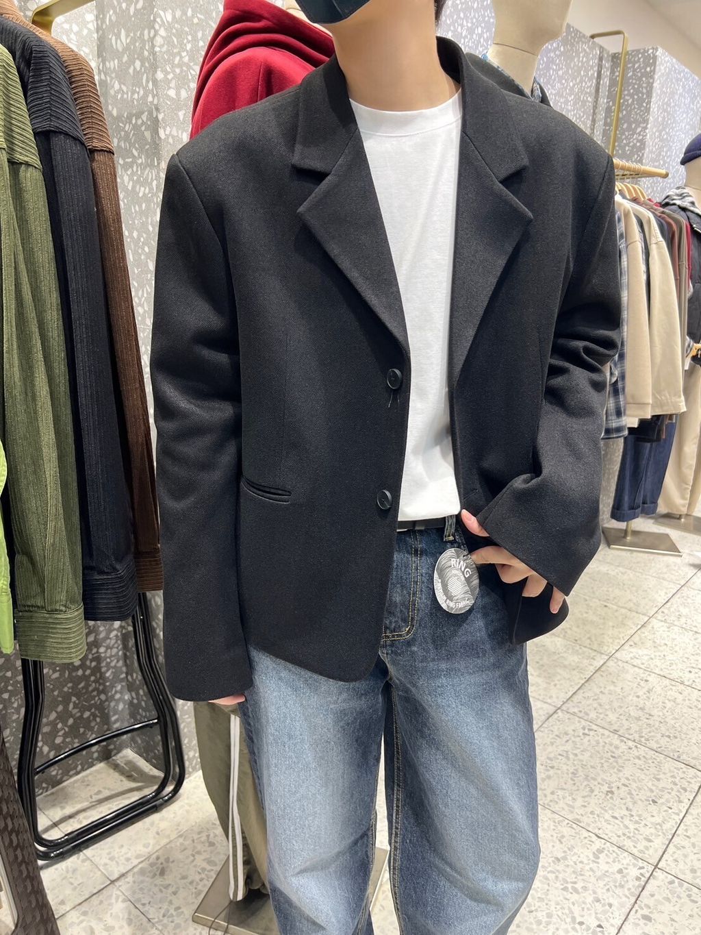 LINE_ALBUM_4ON49 親膚軟毛呢短版西裝外套-2色 $2350_241024_9