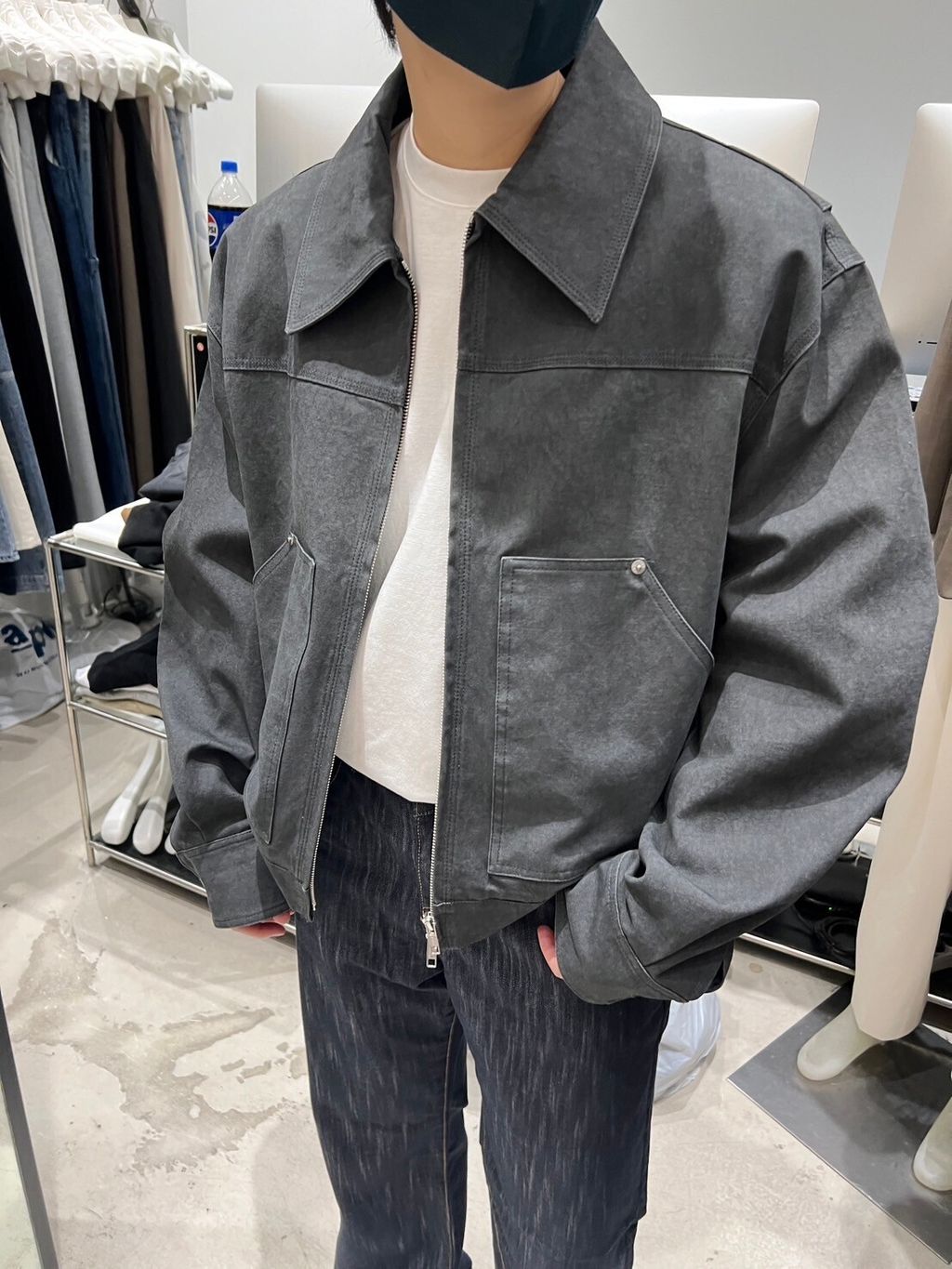 LINE_ALBUM_4OA35  小老闆愛款帥哥薄挺夾克-3色  $2500_241021_8