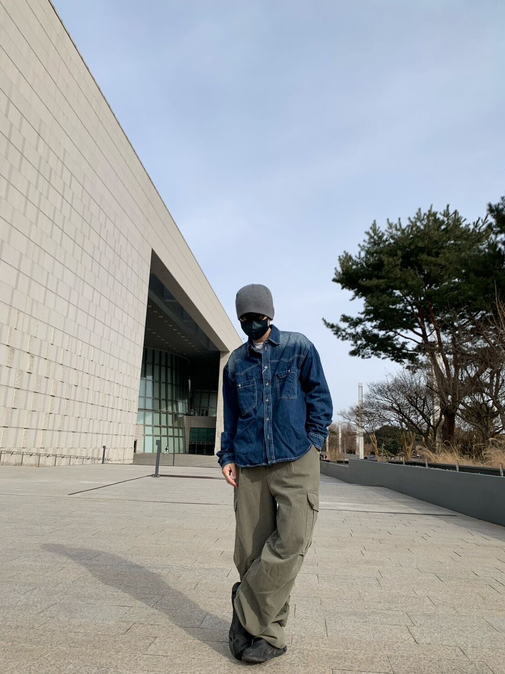 LINE_ALBUM_5MA32 微短版夏季丹寧襯衫-2色 $1350_250313_16