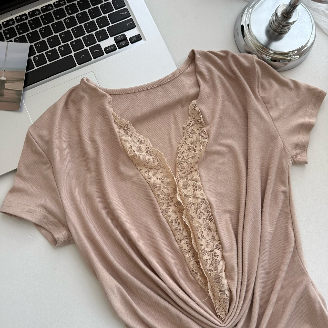 1745935842499_qERccb