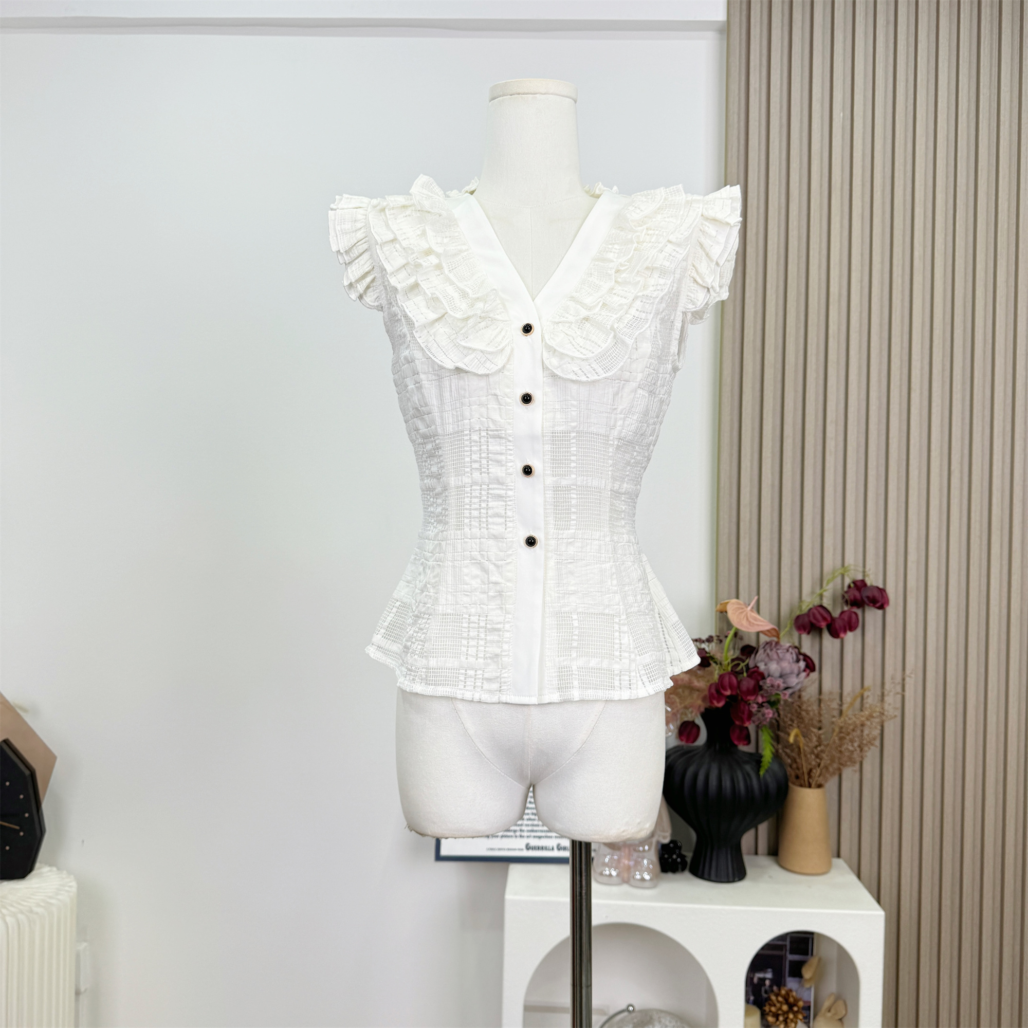 1746172003581_eJ9AtZ