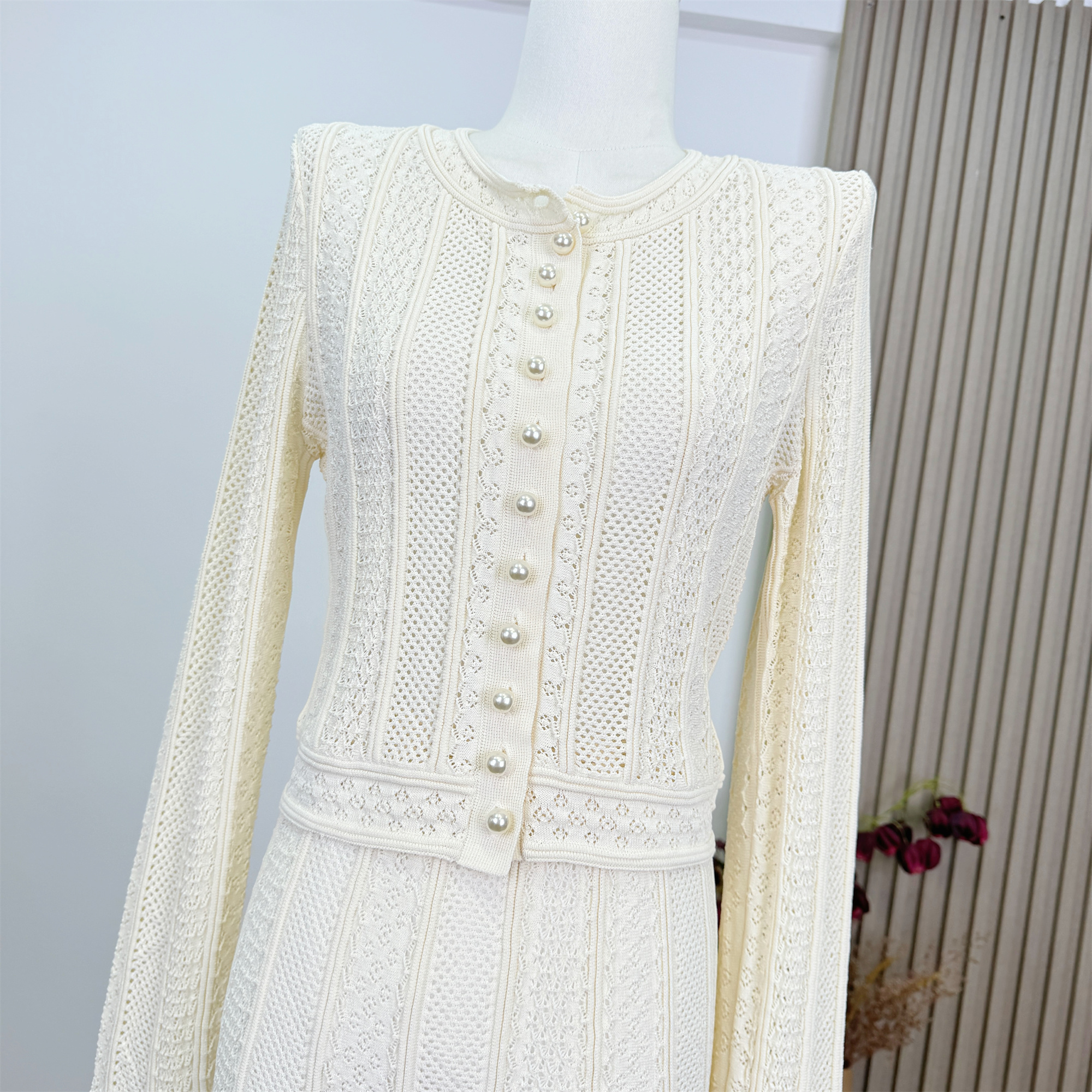 1741078376124_335655