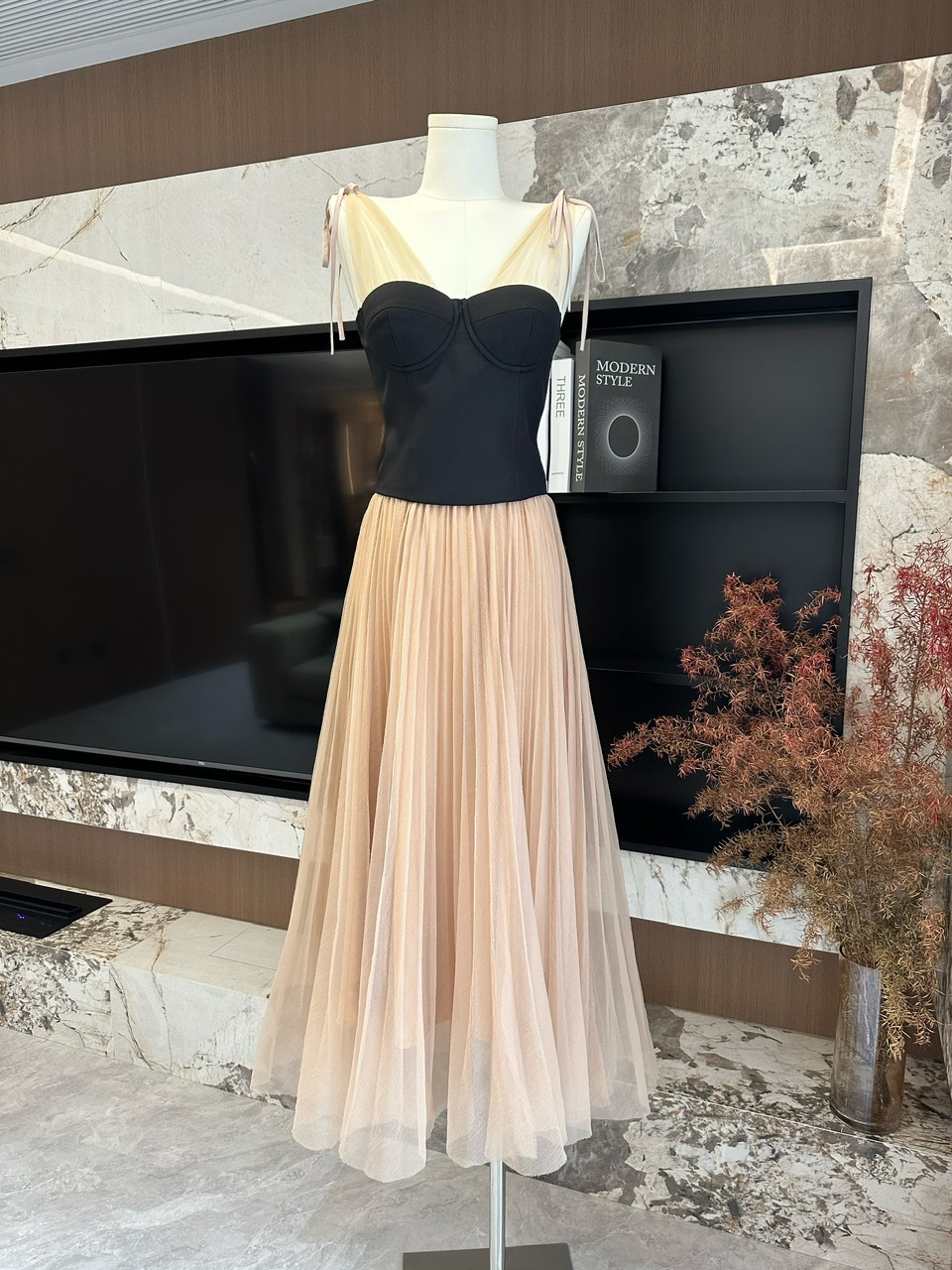 1745079926354_549815