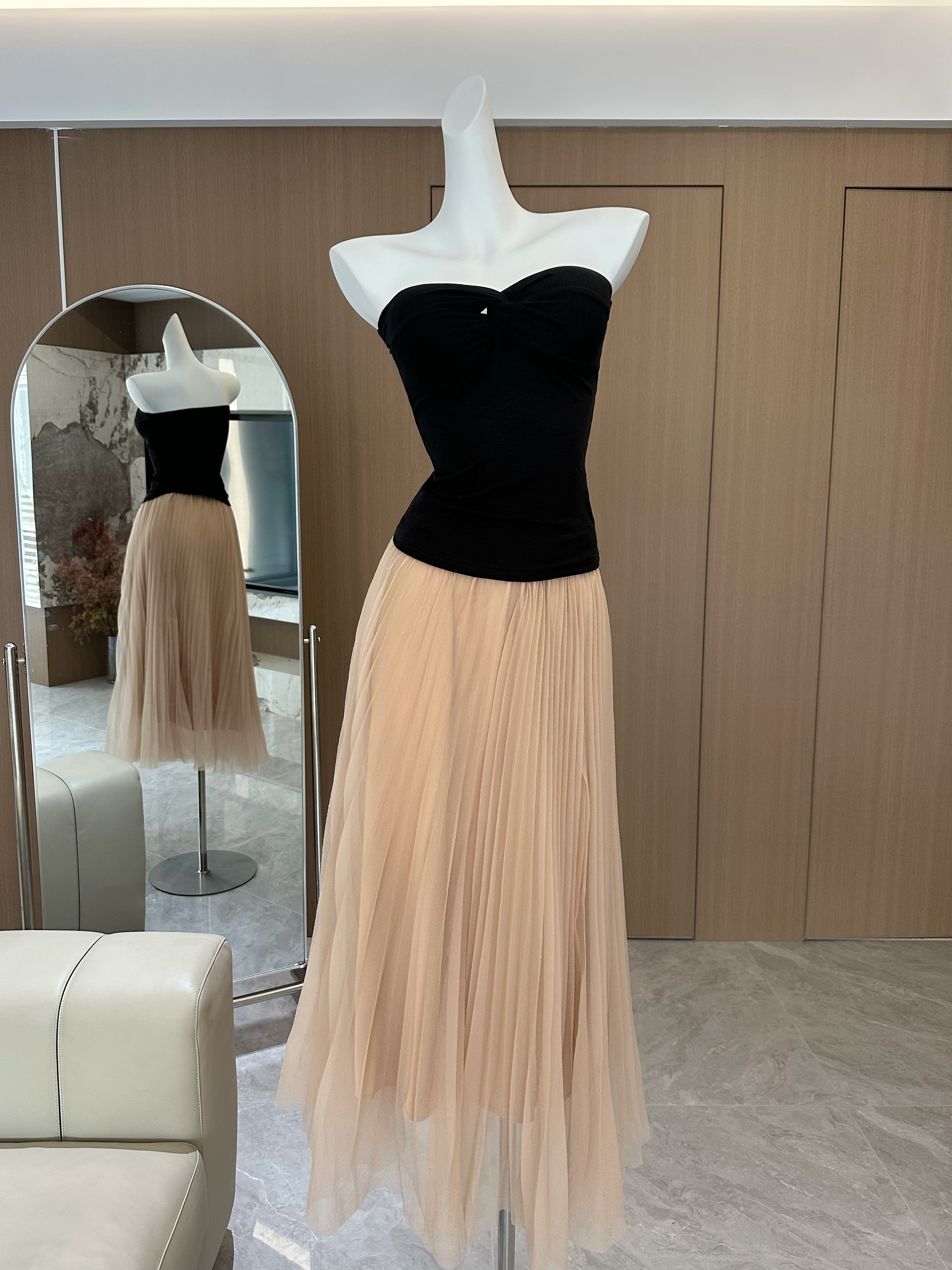 1743011531701_723401