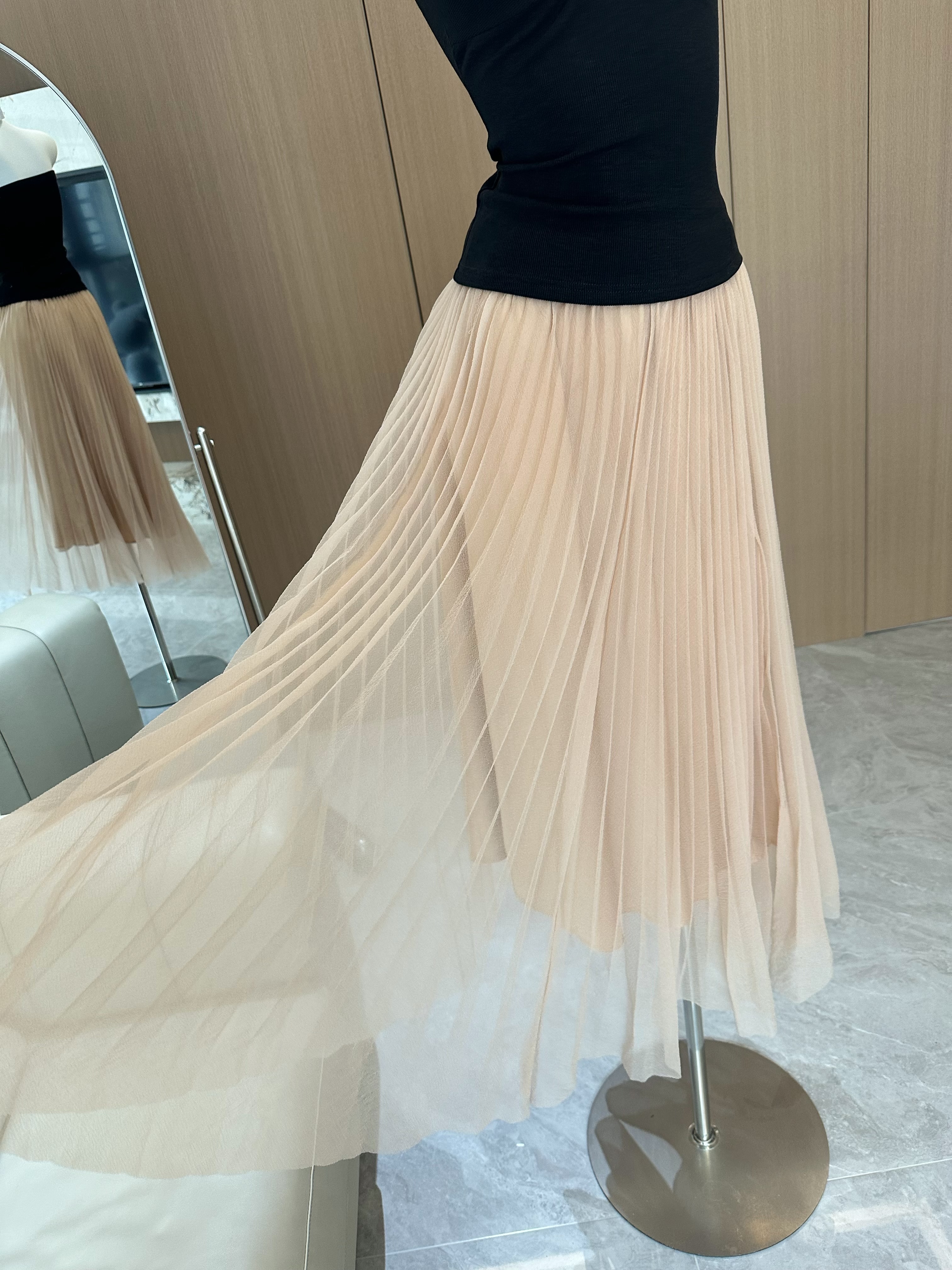 1743011532342_504060