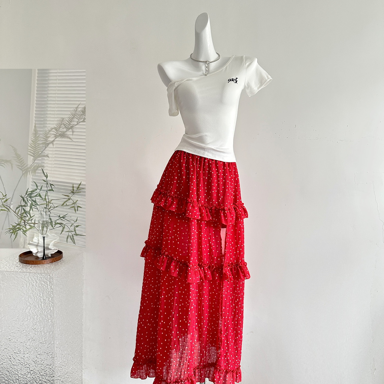 1744635954220_281251