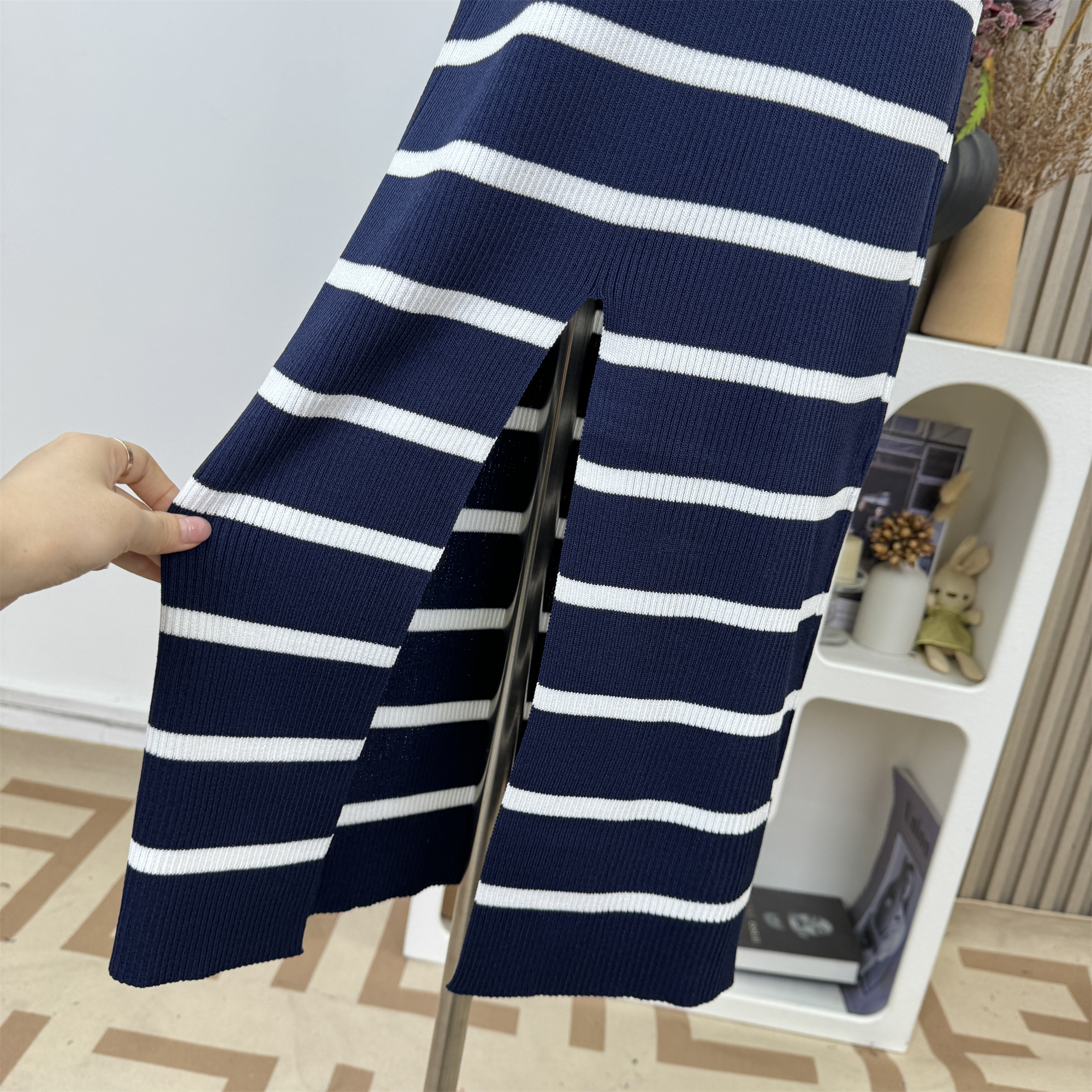 1751784192602_J8jfyk