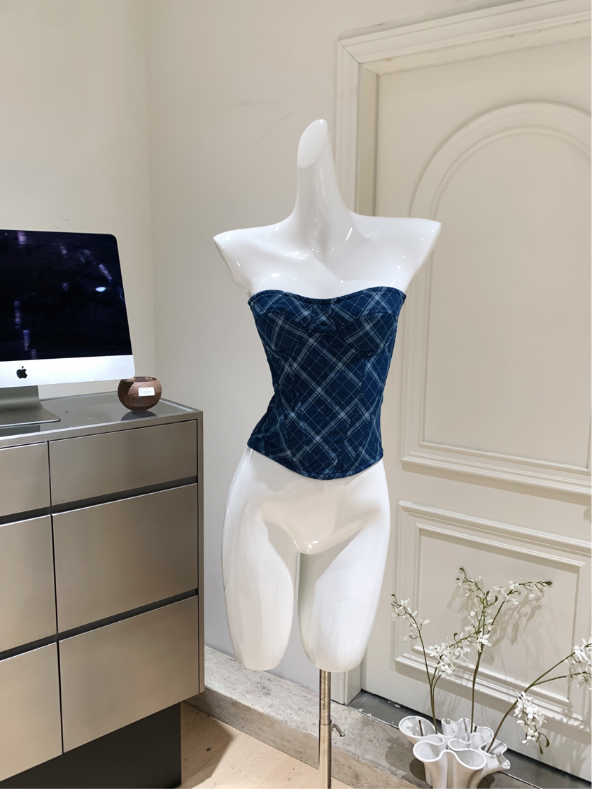 1744517843625_611102